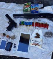 Επιχείρηση του Λιμενικού σε Θεσσαλονίκη - Σαμοθράκη: Δέκα συλλήψεις, κατάσχεση όπλων και ναρκωτικών 