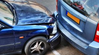 Θέμα νομικής φύσεως: Πρόκληση τροχαίου από τρίτο μη εμπλεκόμενο όχημα.