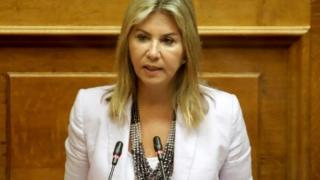 Η Υφυπουργός Παιδείας Ζέττα Μακρή έφτασε στη Σαμοθράκη