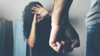 Αλεξανδρούπολη: Μητέρα καταγγέλλει πολυετή κακοποίηση από τον πρώην σύζυγό της