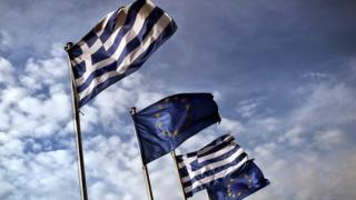 Εξασθενεί ο αντιευρωπαϊσμός στην Ελλάδα, σύμφωνα με έρευνα
