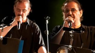 Οι Αφοι Κατσιμίχα στην Αλεξανδρούπολη με... 'πέσιμο' για ηχορύπανση (video).