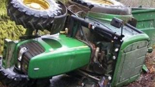 Διδυμότειχο: Ένας άνδρας και μια γυναίκα τραυματίστηκαν από εκτροπή τρακτέρ