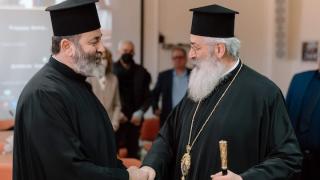 Αναγόρευση π. Βασιλείου Κολέτσα σε Διδάκτορα της Νευροχειρουργικής Κλινικής
