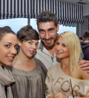 Ένας χαμός στο 'Groovy Parade Sunday'  στο ΝΟΑ cafe - bar.