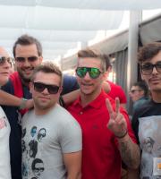 Groovy... διαθέσεις τις Κυριακές στο NOA cafe - bar!