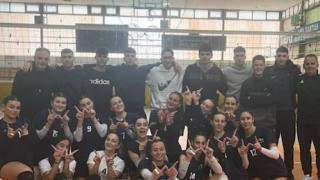 Πρωταθλήτριες Έβρου στο βόλεϊ οι ομάδες αγοριών και κοριτσιών του 3ου ΓΕΛ Αλεξανδρούπολης!