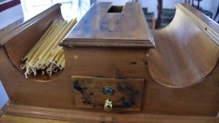 Στα χέρια της αστυνομίας οι δύο ιερόσυλοι που έκλεψαν τα παγκάρια από εκκλησία της Αλεξανδρούπολης