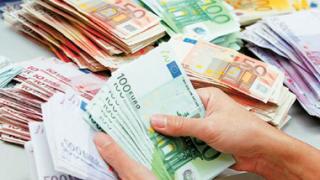 'Ανάσα' σε επιχειρήσεις με αναστολή δόσεων δανείων.