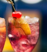 Δοκιμάζοντας τα νέα πιάτα και το cocktail list στο Biscotto, στο κέντρο της Αλεξανδρούπολης