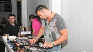 O Extreme Sommer στο club Ακρωτήρι.