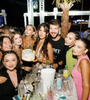 Το Rooftop του ΝΟΑ πήρε "φωτιά" με την ALEXA!