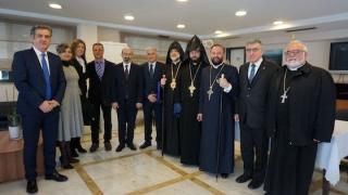 ΔΠΘ: Ίδρυση Έδρας Αρμένικης Γλώσσας και Πολιτισμού - Υπεγράφη το Πρωτόκολλο Συνεργασίας