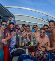 Andreas Athineos και Chris Papa στο opening του "Thea Thalassa beach bar"