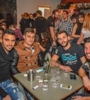 Τρελό ΟΠΕΝΙΝΓΚ πάρτυ στο "Ποτοπωλείο Χυμείο", στον πεζόδρομο ταχυδρομείου