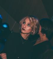 Κατάμεστο το SoHo Absolutely Fabulous με τον Λεωνίδα Μπαλάφα να μαγεύει το κοινό