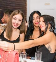 Βούλιαξε το Faces Summer Club στη συναυλία του Ηλία Βρεττού.