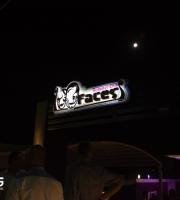 Βούλιαξε το Faces Summer Club στη συναυλία του Ηλία Βρεττού.