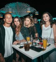 Yacht club: Ατελείωτη διασκέδαση μέχρι πρωίας!