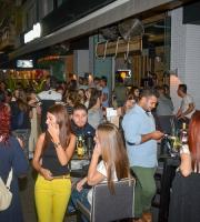 "Closing Summer Season" στο Room 6 για το τέλος της καλοκαιρινής σαιζόν.