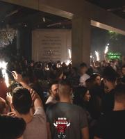 Ένας χαμός στο πρώτο "Bad Bulls" party στην σουίτα του Prive club