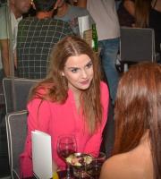 "Closing Summer Season" στο Room 6 για το τέλος της καλοκαιρινής σαιζόν.