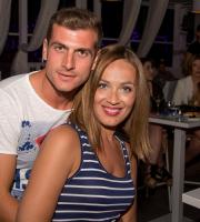 Yacht Club: Παρασκευή βράδυ στην πιο όμορφη ταράτσα της πόλης.