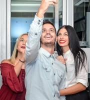 Τα "σπάσαμε" στο πρώτο "MIXTAPE" του N.O.A με DeeJay Paris on decks.