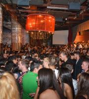 Καρφίτσα δεν έπεφτε στο χθεσινό Season Opening Party του Prive Club.