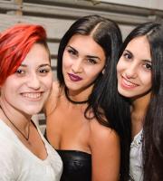 Πανικός στο Grand Opening Party του Reina Club.