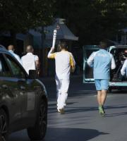 Φωτογραφικά κλικ από τη άφιξη της Ολυμπιακής Φλόγας στην Αλεξανδρούπολη