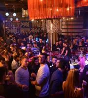 Καρφίτσα δεν έπεφτε στο χριστουγεννιάτικο πάρτυ του Prive Club