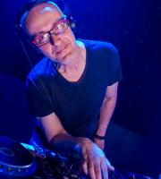 Όταν ο Nikos Diamantopoulos εμφανίστηκε στο SoHo και "απογείωσε" την διασκέδαση!