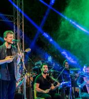 Η Γλυκερία "άνοιξε" την Γιορτή Κρασιού 2017 στην Αλεξανδρούπολη