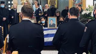 To τελευταίο αντίο στον ηρωικό πυροσβέστη στην Αλεξανδρούπολη (video)