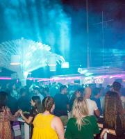 Yacht Club: Οι Παρασκευές αποκτούν άλλο νόημα στην πιο όμορφη ταράτσα της Αλεξανδρούπολης!