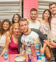 "Τα έσπασαν" οι πτυχιούχοι την Παρασκευή στο Reina Club.