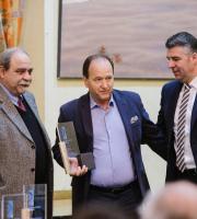 ΒΡΑΒΕΙΟ ΑΝΑΠΤΥΣΣΟΜΕΝΗΣ ΕΠΙΧΕΙΡΗΣΗΣ: ΣΥΝΕΤΑΡΙΣΜΟΣ ΦΑΡΜΑΚΟΠΟΙΩΝ ΒΡΟΥ