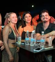 Η Εύη Κουλκουβίνη χάρισε μια μαγική μουσική βραδιά στο Nãma Beach Life Experience!