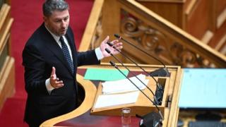 Σφυροκόπημα Ανδρουλάκη στη Βουλή: Εκλογές για να φυσήξει αέρας αλλαγής στη χώρα (video)