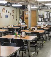 Μια πλωτή "πολιτεία" από αλουμίνιο στο λιμάνι της Αλεξανδρούπολης (photo & video)