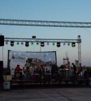 Πάμε Φλοίσβο. Εσύ; H πρώτη ημέρα του φεστιβάλ στο λιμάνι της Αλεξανδρούπολης