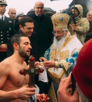 Παρουσία Τσίπρα ο αγιασμός των υδάτων στην Αλεξανδρούπολη (φωτο + video)