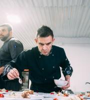 Ξεχωριστή βραδιά γευσιγνωσίας στο ατμοσφαιρικό Θέα Θάλασσα