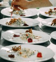 Ξεχωριστή βραδιά γευσιγνωσίας στο ατμοσφαιρικό Θέα Θάλασσα