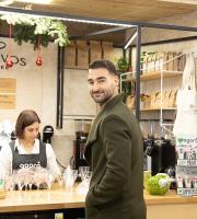 Πλημμύρισε κόσμο το νέο "Agora Market + quality coffee" στα επίσημα εγκαίνιά του