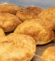 Η μπουγάτσα εδώ δεν είναι απλώς ένα προϊόν καθημερινής κατανάλωσης