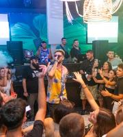 "Παίχτηκε πάρτυ στο Reina" με τον FY να ξεσηκώνει τον κόσμο!