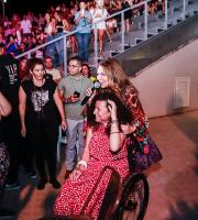 Η Καίτη Γαρμπή "ταξίδεψε" την πόλη της Αλεξανδρούπολης!