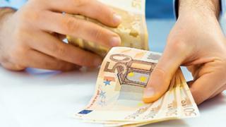 Επίδομα 400€ για τα φτωχά νοικοκυριά.